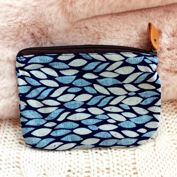 Asian Pattern Coin Bag - Picture 2 of 8